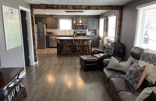 Oakridge House | Oakridge Union Cog House 3Brdm in best location near brewery and Trails