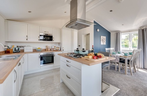 Burnham Market House | Oakrise - Two Bedroom House, Sleeps 4