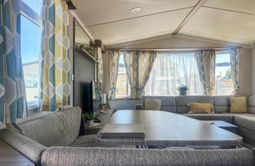 Porthcawl House | Oaks