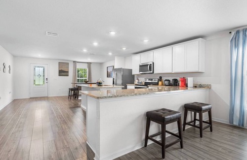 Ocala House | Oaks Retreat near Florida Horse Park Ocala — Fenced Yard, 3BR/2BA