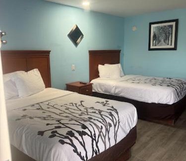 Irvine Hotel | Oaktree Inn