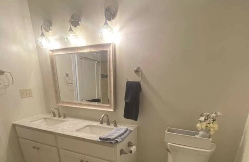 Mackinac Island Condo | Oakwood 13 Full Condo with Kitchen, Great Sunset Views!