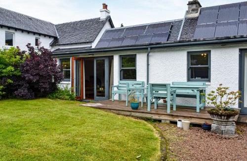 Glencoe House | Oakwood Cottage - Glencoe