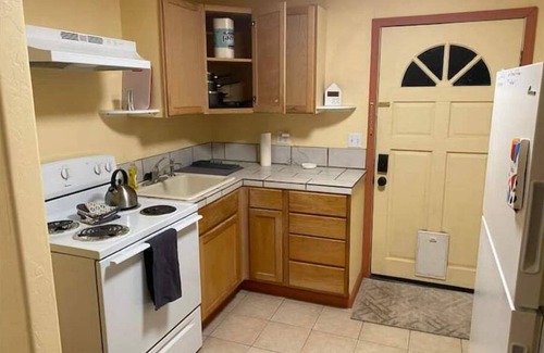 Clearlake House | "Oars House" -Near lake's public docking W/KAYAK