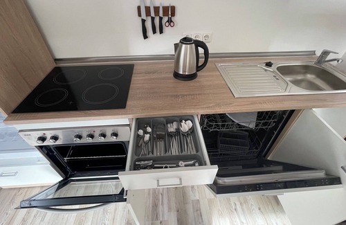 Laar House | Oase im Grünenhinterhof, EG, Ruhe, Terrasse, Carport, Free Paytv, Kaffee&tee,