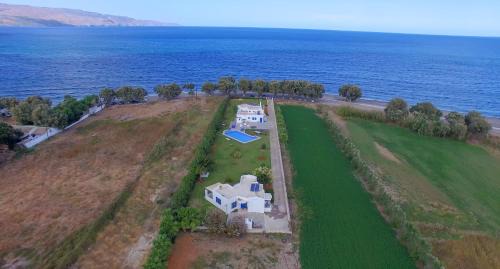 Tavronitis Villa | Oasea