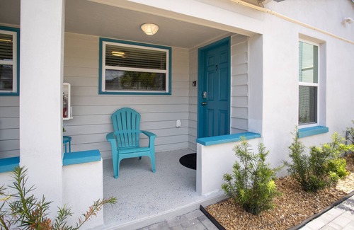 Treasure Island Condo | “Oasis” 1BR Retreat w/Private Patio, Steps to Beach, Walk to John’s Pass, King Bed, Full Kitchen