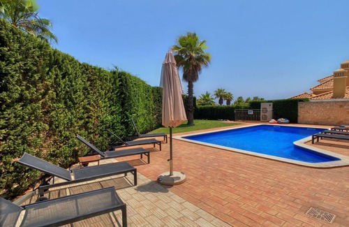 Sesmarias Villa | Oasis 6 Luxury Villa 500m to the beach