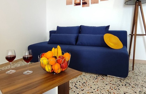 Perivolos Apartment | Oasis Apartments "asyrtiko"