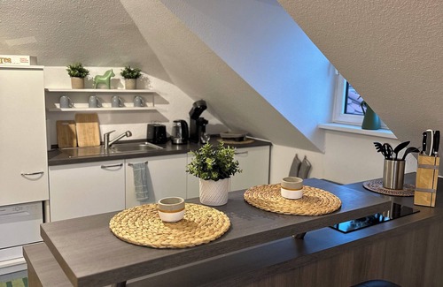 Friedrichstadt Apartment | Oasis Appart - Living on the Elbe Valley - Balcony - Netflix - Underground parking