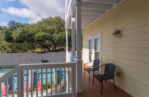 East Beach House | Oasis at East Beach - 4 bed/5 bath - Private Pool - Fabulous East Beach home