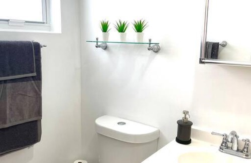 Royal Poinciana Apartment | Oasis At Hollywood Unit 6- Sleep 2