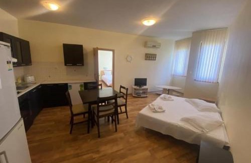 Avren Apartment | Oasis Beach Apartment Kamchia