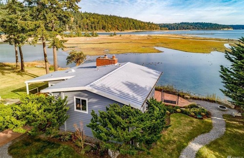 Port Hadlock House | Oasis By The Sea