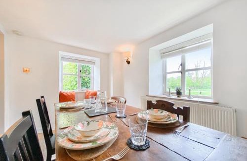 Broughton Gifford House | Oasis Cottage