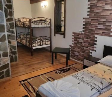 Dobrinishte House | Oasis Guest House