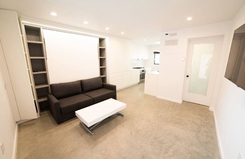 Venice Apartment | Oasis Half a Block from the Beach