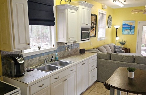 McComb Cottage | Oasis in the Country