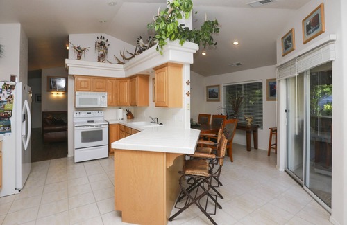 Page House | Oasis in the Desert