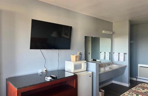 Fallon Hotel | Oasis Inn and Suites