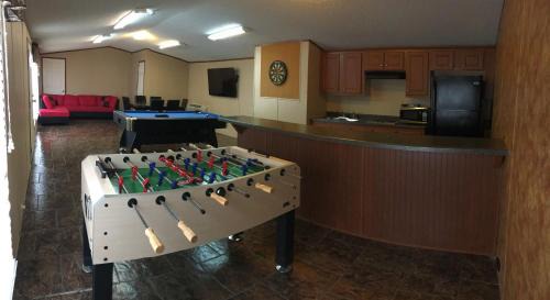 Big Lake Hotel | Oasis Lodge