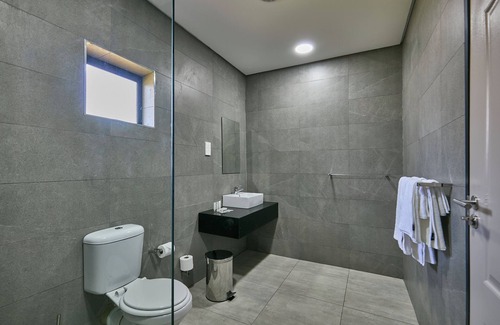 Tlokweng Hotel | Oasis Motel