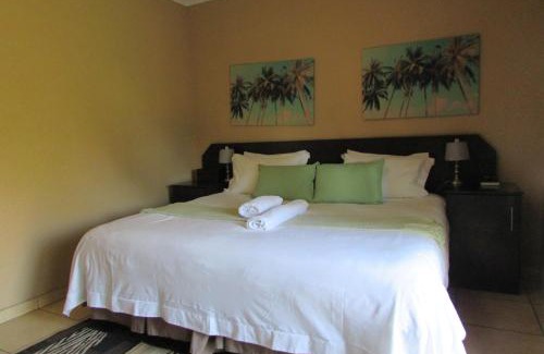 Emalahleni House | Oasis Of Life Guest House