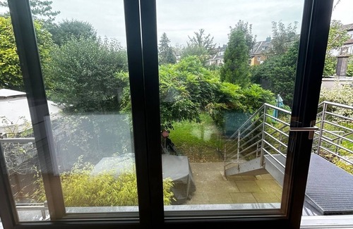 Eller Apartment | Oasis of peace near the city center: Stylish garden apartment, 2 bedrooms, top public transport links