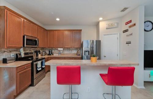 Sanford Apartment | Oasis Rental