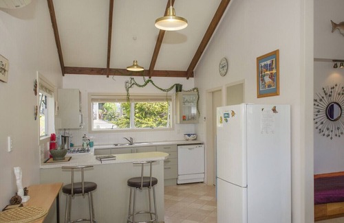 Tairua Cottage | Oasis Tairua - Tairua Holiday Home