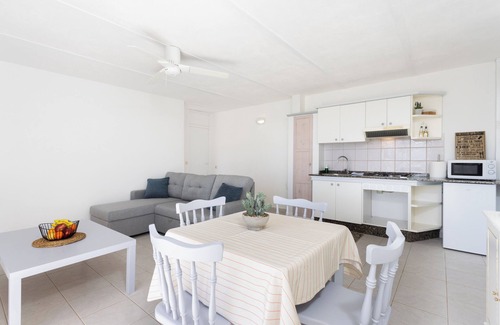 Granadilla de Abona Resort | Oasis Tenerife Rentals Apartment 1 bedroom - private terrace - pool - BBQ