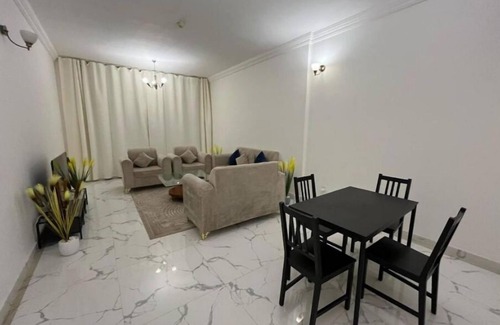 Free Zone Apartment | Oasis tower family apartment 3004
