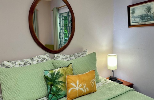 Montego Bay Bed & Breakfast | Oasis Tropicana at The Blue Orchid B&B