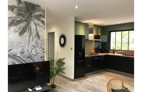 Saint-Georges-d'Oleron Villa | "øasis, villa near the beach with heated swimming pool
