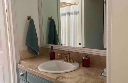 Mount Helix House | Oasis with Pool and Hot Tub ~ Mt Helix/La Mesan