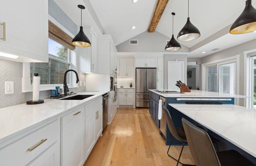 Lake Highlands House | Oasis With Pool + Grill + Patio