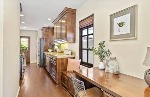 Ocean Beach House | OB Cottage: 5 Blocks to Beach, Fenced Yard, Dog Friendly, Air Conditioning!