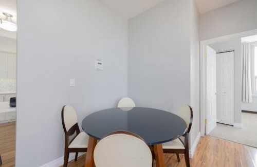 Regina Apartment | Obasa Suites @ The Hamilton