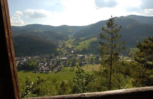 Gutach Condo | Oberbauernhof - Apartment "Am Garten" | Lovely apartment in a beautiful Black Forest house