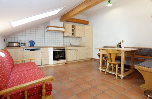 Segeten Apartment | "Obere Stube" vacation apartment with balcony and view over the beautiful low mountain range