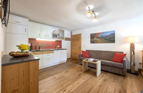 Funes Apartment | Oberglarzhof App Zirbel