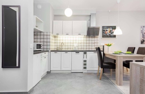 Powazki Apartment | Obozowa 20 | Beige Apartment | Parking | Desk