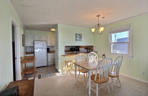 Brigands' Bay Cottage | Observation Point: Prime Soundfront Location with Dock! Spectacular Sunsets!