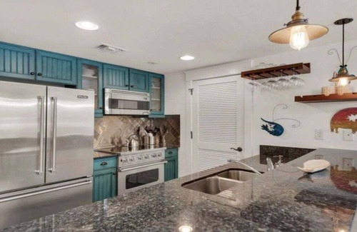 Sandestin Condo | Observation Pt N 252-4 at Baytowne Warf- Pool, Gym, and Large Private Balcony!