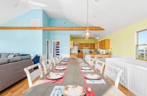 Waves House | OBX Pool Beachfront Hot Tub 5Bed Volleyball Arcade