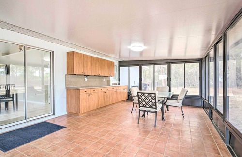 Ocala House | Ocala Home: A/C & Fenced Backyard, Pets Welcome