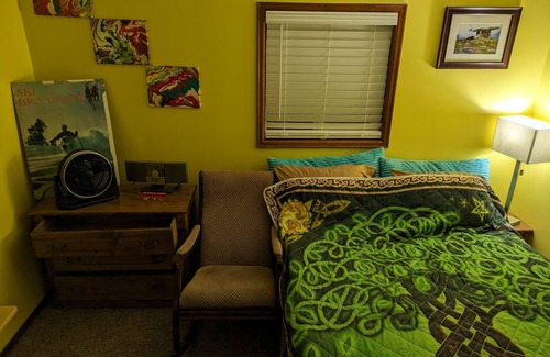 Colorado Springs Bed & Breakfast | OCC hideaway while exploring the Mountains