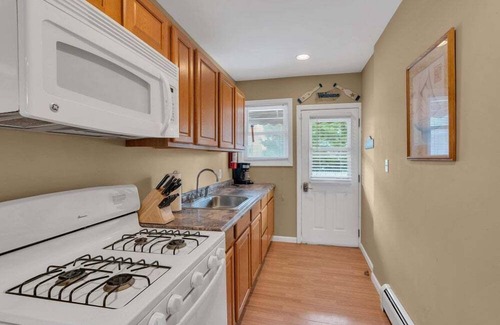 Point Pleasant Beach House | OCE13094 | Oceanfront Bargain! 2BR 1st Flr, 1 car parking, Pets OK! - Shore Points Vacations