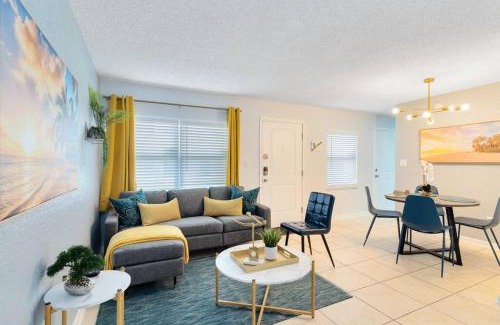 Indian Harbour Beach Apartment | Ocean 23 - Swaying Seaweed