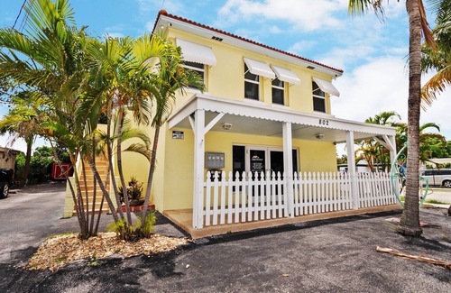 Boynton Beach Apartment | OCEAN AIR & SALTY HAIR